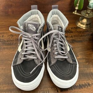 Vans Sk8-Hi Waterproof Insulated Suede Shoe in Charcoal Gray, Unisex